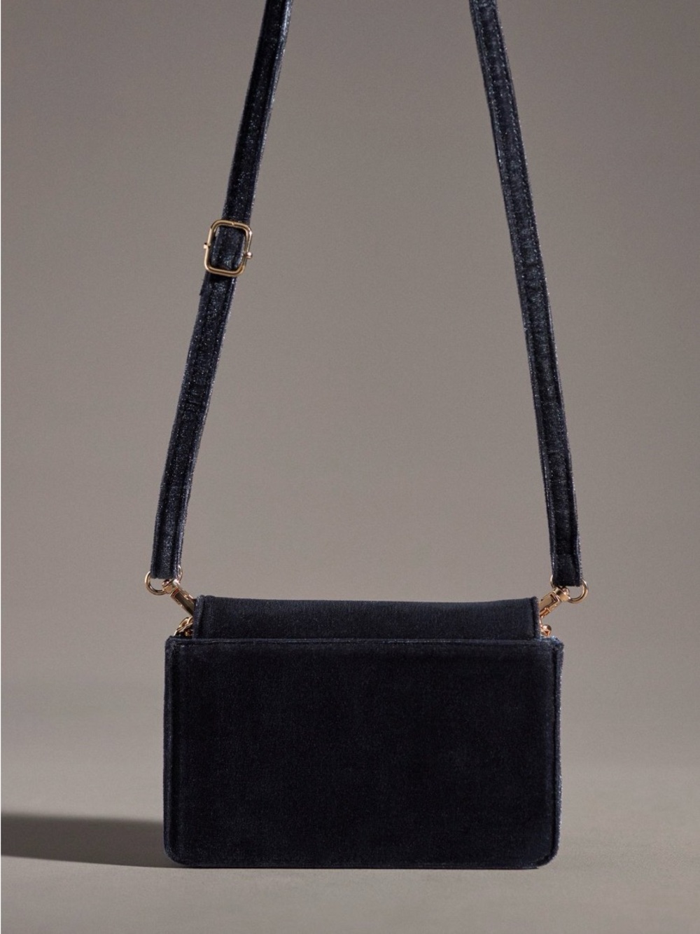 Anthropologie Navy Blue Velvet Crossbody Bag with Gold Chain NWT - Picture 2 of 10